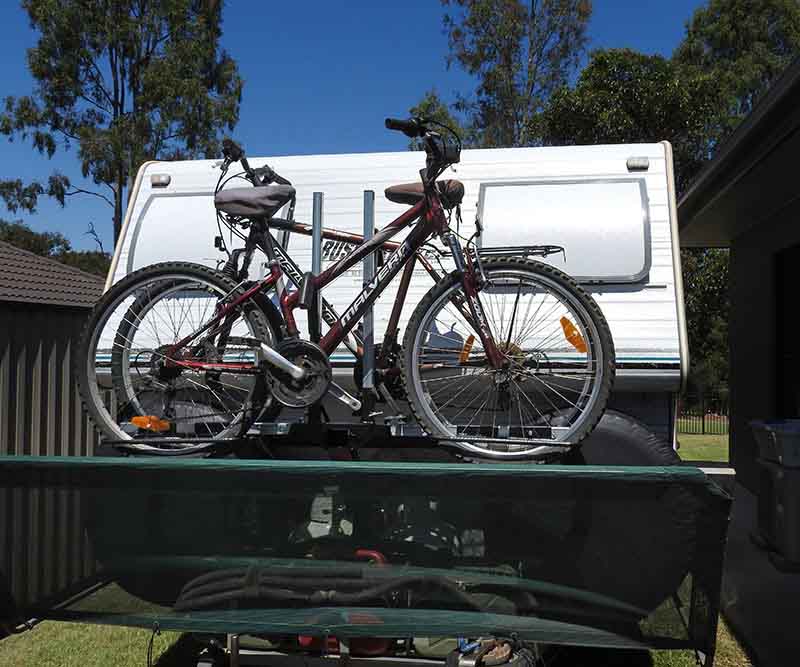 Two-Bicycle Carrier Toyota Land Cruiser 200 and Bushtracker Cara